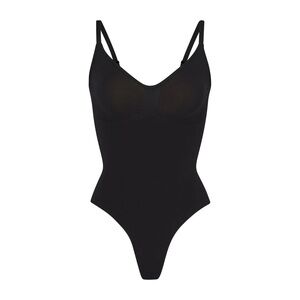 SKIMS Seamless Sculpt Thong Bodysuit